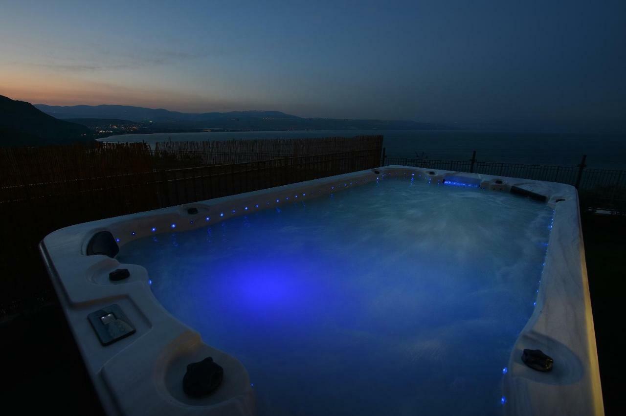 Ariston Luxury Garden Apartment With A Pool Tiberias Exterior photo